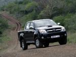 Toyota Hilux Double Cab 2005 года
